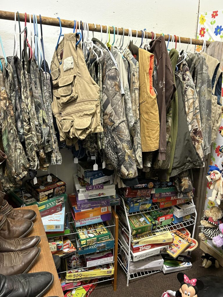 How to Wash Hunting Clothes? » Hunting Seeker